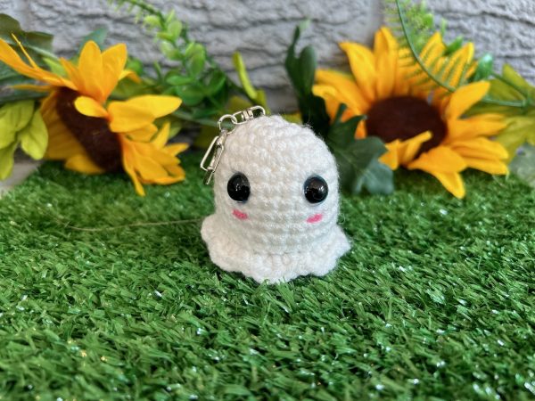 Photo of crocheted ghost keychain