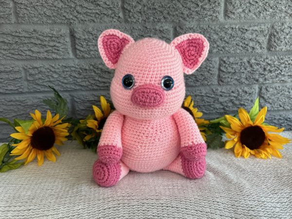 Photo of a crocheted stuffed pig
